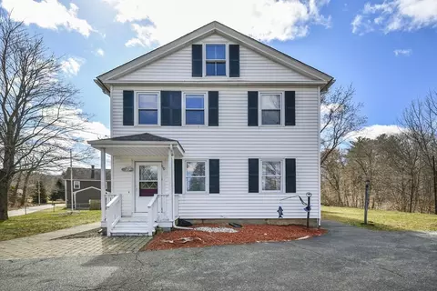 10 Pleasant St, Sutton, MA 01590