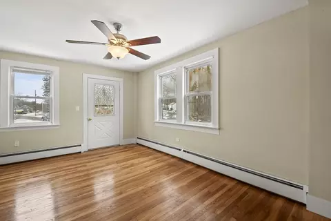 10 Pleasant St, Sutton, MA 01590 photo 2