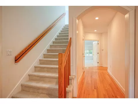 3 Macomber Ln, Framingham, MA 01702 photo 14