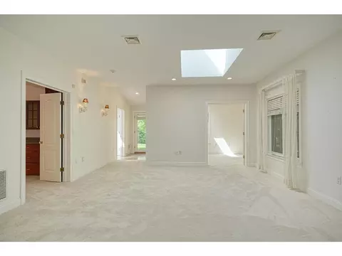 3 Macomber Ln, Framingham, MA 01702 photo 18