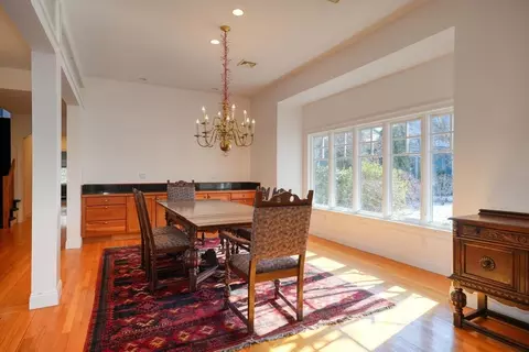 3 Macomber Ln, Framingham, MA 01702 photo 4