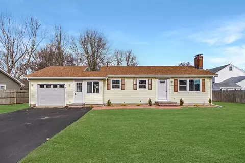 11 Windsor Ave, Brockton, MA 02301
