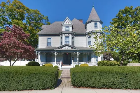 111 Lincoln St, Newton, MA 02461