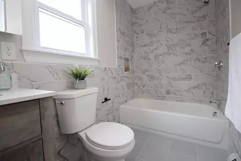 Bath - 610 Cabot St, Beverly, MA 01915 photo 3 of 3