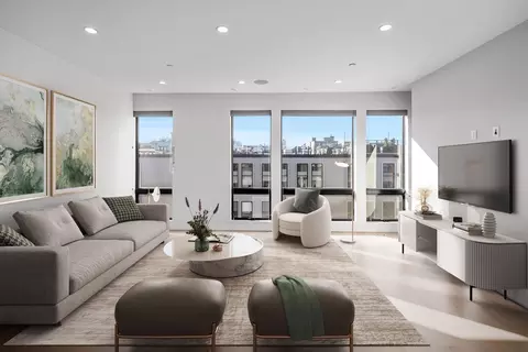 340 W 2nd St #22, Boston, MA 02127