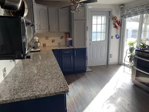 Kitchen - 46 Marsden St, Springfield, MA 01109 photo 1 of 2