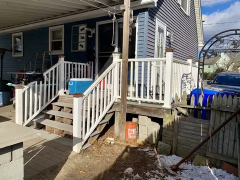 Exterior - 46 Marsden St, Springfield, MA 01109 photo 6 of 6