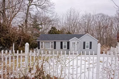 1 Torrey Ln, Holden, MA 01520