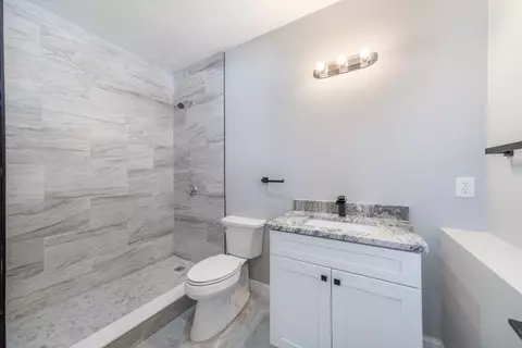 Bath - 16 Adelle Circuit, Worcester, MA 01607 photo 3 of 3