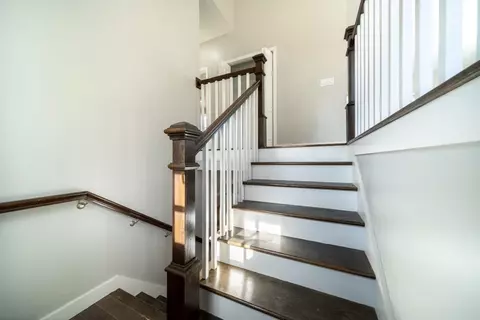 Entry Way - 16 Adelle Circuit, Worcester, MA 01607 photo 1 of 5