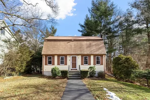 9 S Munroe Rd, Billerica, MA 01862