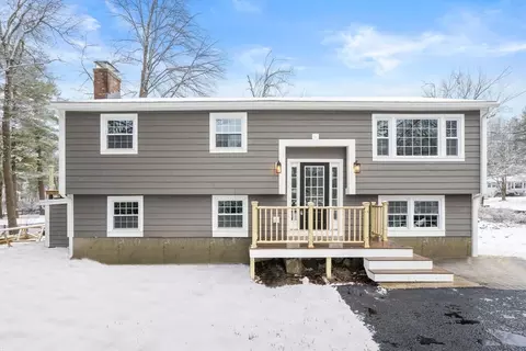 17 Matawanakee Trl, Littleton, MA 01460