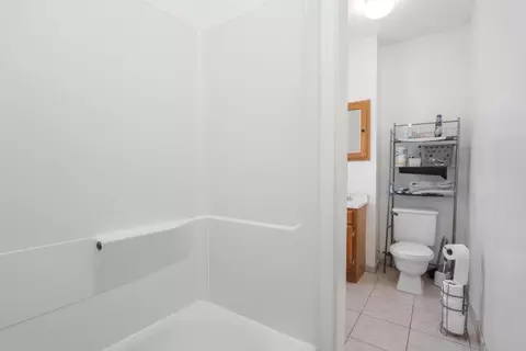 Bath - 1402-1404 Worcester St, Springfield, MA 01151 photo 2 of 5