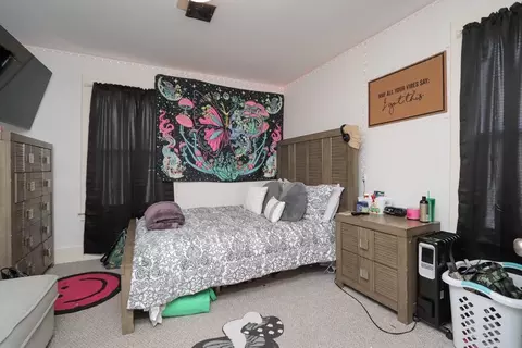 Bedroom - 1402-1404 Worcester St, Springfield, MA 01151 photo 5 of 11