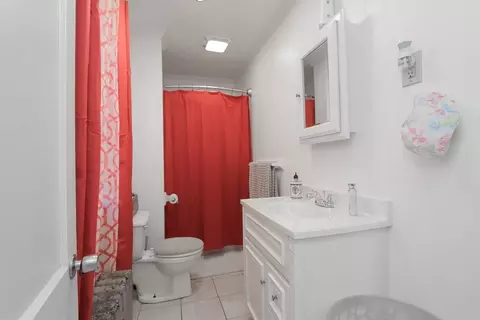 Bath - 1402-1404 Worcester St, Springfield, MA 01151 photo 3 of 5