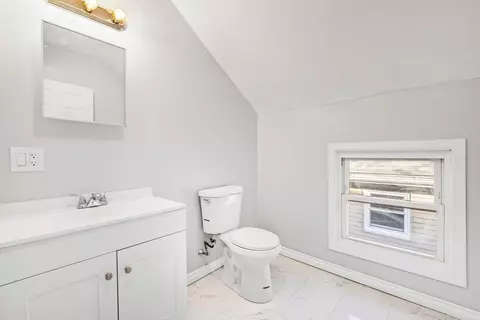 Bath - 502 4th St, Fall River, MA 02721 photo 5 of 7