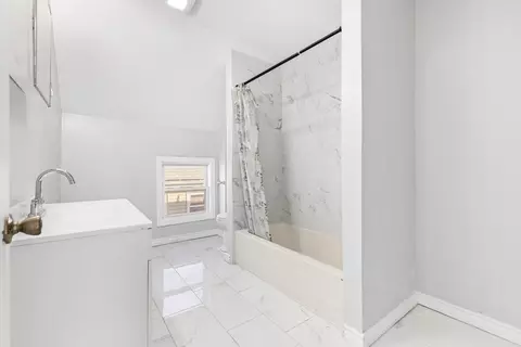 Bath - 502 4th St, Fall River, MA 02721 photo 1 of 7