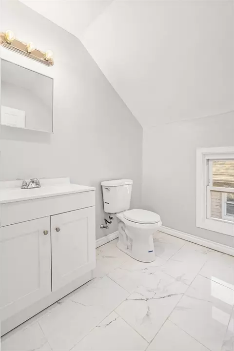 Bath - 502 4th St, Fall River, MA 02721 photo 7 of 7