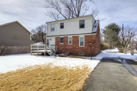 Exterior - 21 Marchioness Rd, Springfield, MA 01129 photo 5 of 10