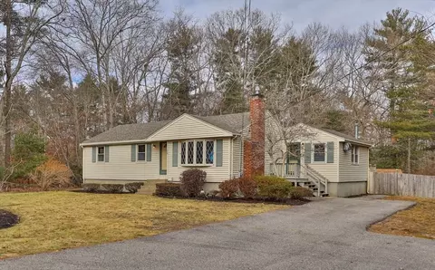 38 Birch St, Pembroke, MA 02359