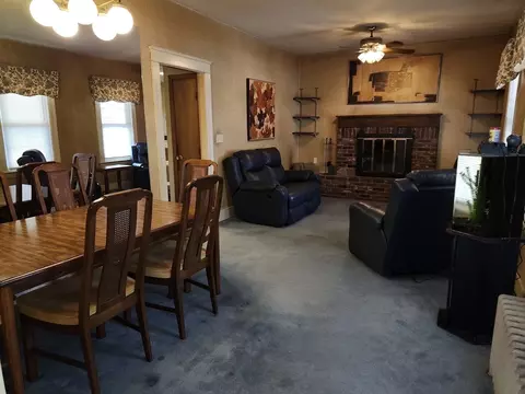 Living - 6 Pioneer Rd, Worcester, MA 01604 photo 1 of 3
