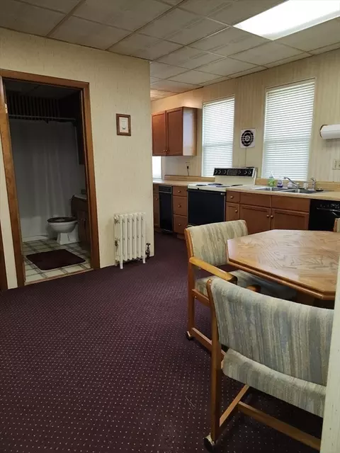 Dining - 6 Pioneer Rd, Worcester, MA 01604 photo 2 of 4