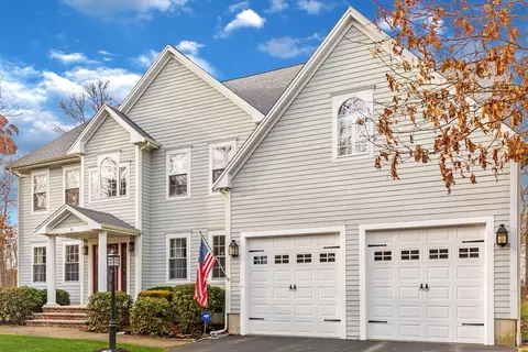 14 Marial Dr, Dartmouth, MA 02748
