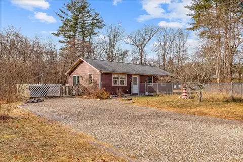 95 Benson St, Middleboro, MA 02346