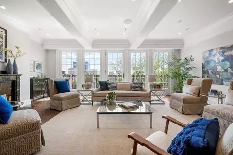 63 Mount Vernon St #PH, Boston, MA 02108