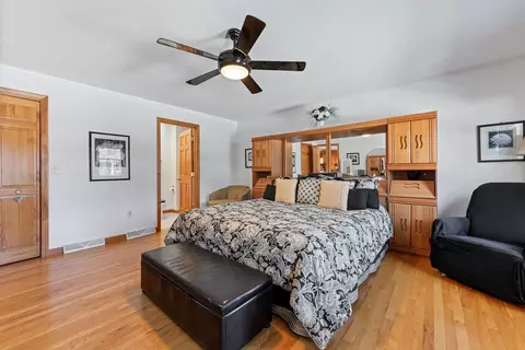 Bedroom - 52 Access Rd, Chicopee, MA 01020 photo 2 of 8