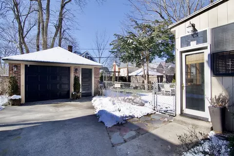 Exterior - 200 Florida St, Springfield, MA 01109 photo 2 of 4