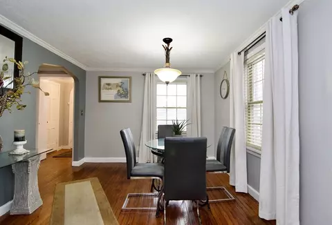Dining - 200 Florida St, Springfield, MA 01109 photo 3 of 4