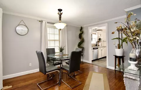 Dining - 200 Florida St, Springfield, MA 01109 photo 4 of 4