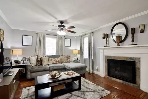 Living - 200 Florida St, Springfield, MA 01109 photo 3 of 8