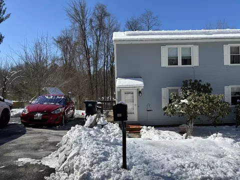 17 Old South Rd #17, Southbridge, MA 01550