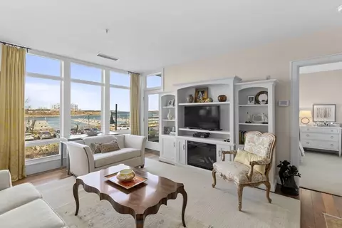 Living - 23 Shipyard Dr #202, Hingham, MA 02043 photo 3 of 12