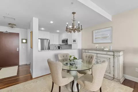 Dining - 23 Shipyard Dr #202, Hingham, MA 02043 photo 2 of 5