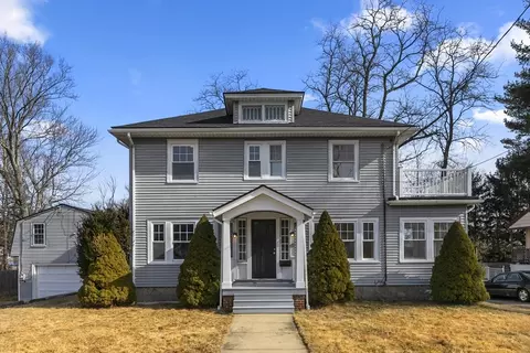 658 W Main St, Avon, MA 02322