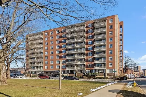 80 Salisbury St #701, Worcester, MA 01609