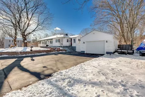 Exterior - 30 Saybrook Rd, Worcester, MA 01604 photo 6 of 7