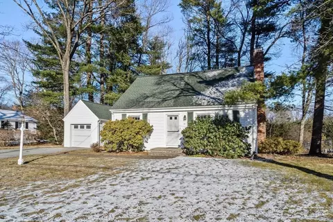 Exterior - 27 Sunset Dr, Framingham, MA 01701 photo 6 of 8
