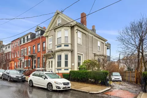 17 White St, Boston, MA 02128