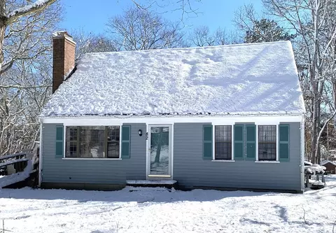 82 Cinderella Ter, Barnstable, MA 02648