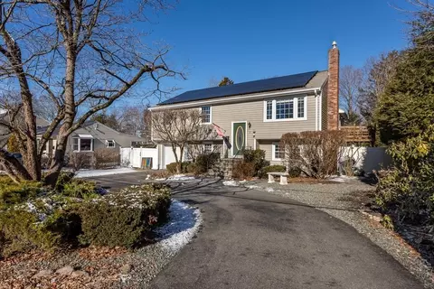 3 Meadows Ave, Canton, MA 02021