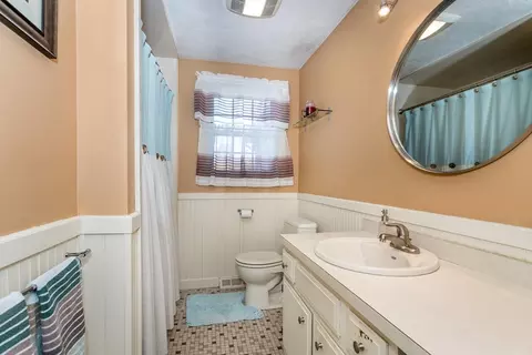 Bath - 3 Meadows Ave, Canton, MA 02021 photo 1 of 2
