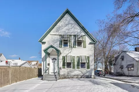 5 Parkin Ave, Taunton, MA 02780