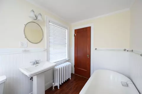 Bath - 56 Garrison Rd, Hingham, MA 02043 photo 2 of 3