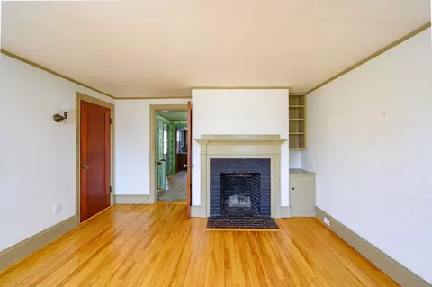 Living - 56 Garrison Rd, Hingham, MA 02043 photo 5 of 5