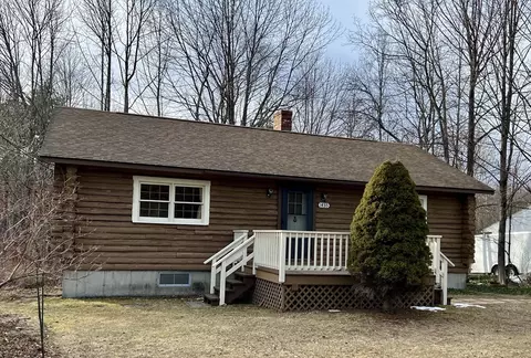 1435 Pleasant St, Athol, MA 01331