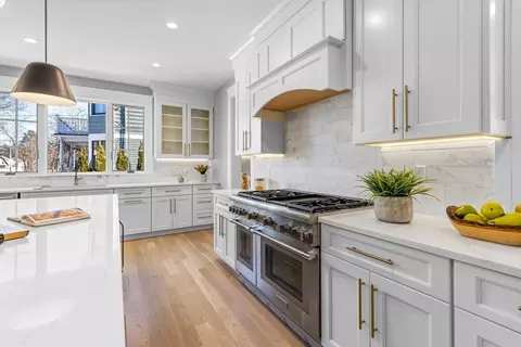 Kitchen - 248 Harris Ave, Needham, MA 02492 photo 4 of 6